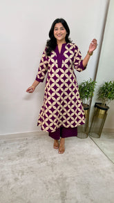 💜 New Design Launch 💜
*Pure Cotton Kurta Pant plazo in Beautiful Floral Prints. Must Have in Your Wardrobe For Your Daily Wear Office Wear*